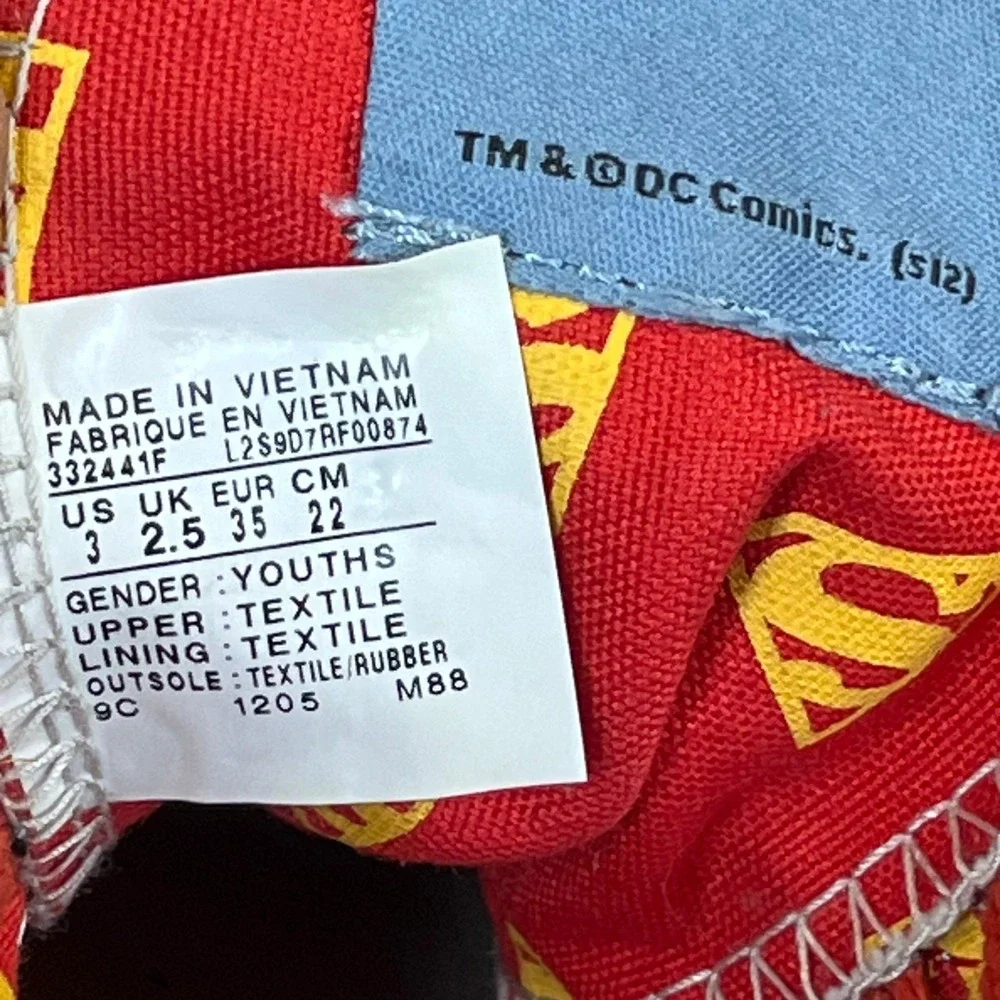 Converse x DC Comics Superman Chuck Taylor All Star Hi Tops Youth 3 UK 2.5 EU 35